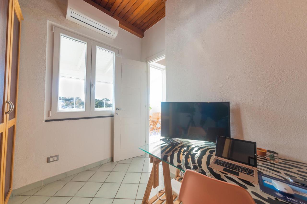 La Casa Sul Porto Apartment Иския Екстериор снимка